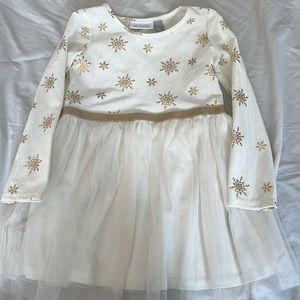 Children’s place tulle snowflake dress. Size 4T. Gold/cream color.
